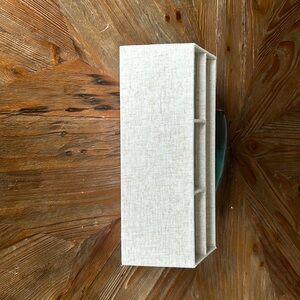 Desk organizer